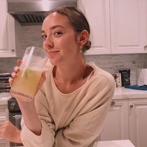 Meet your Posher, Bella